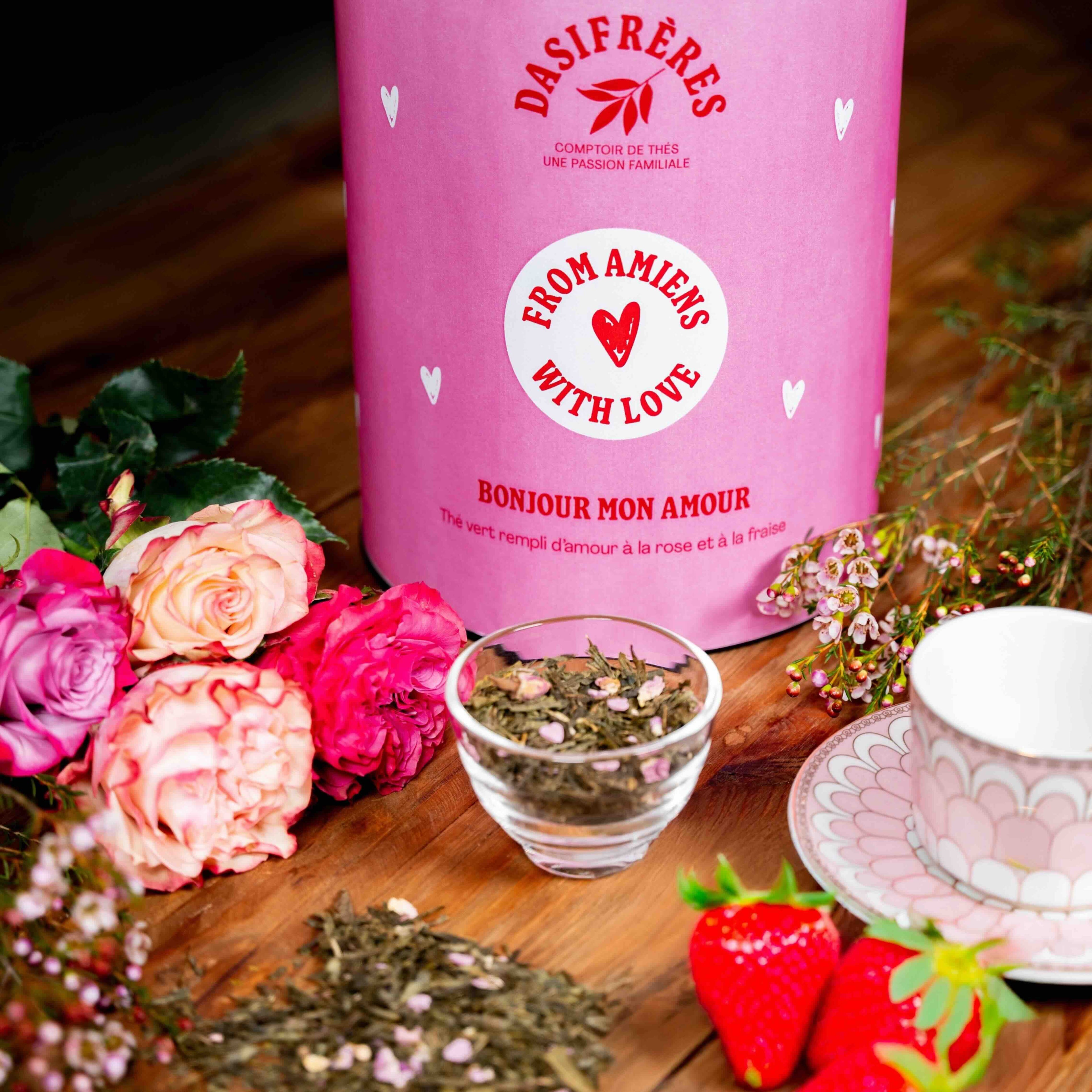 Bonjour mon amour thé vert rempli d'amour à la rose et à la fraise vrac